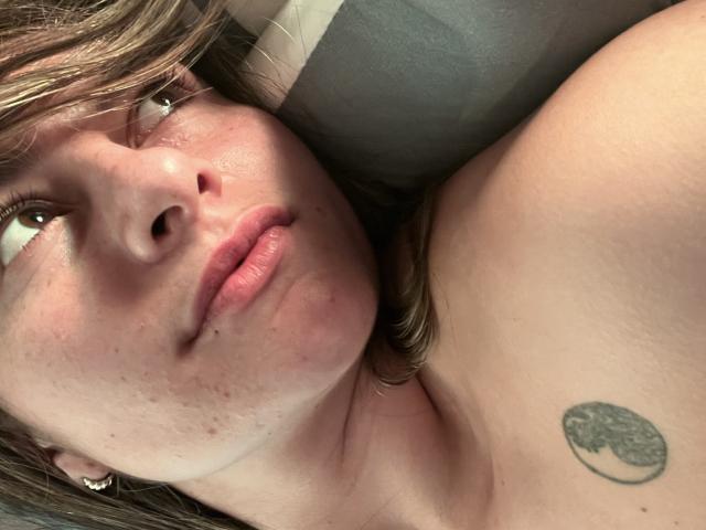 AtheneaRossi - Live porn &amp; sex cam - 20693910