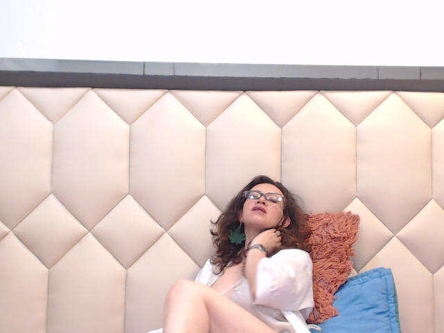 CelesteJohns - Live Sex Cam - 20695670