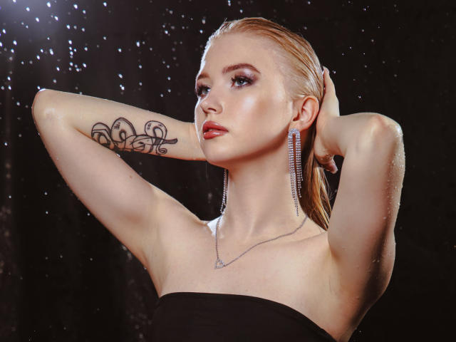NicoleBrian - Camera khiêu dâm &amp; quyến rũ trực tiếp - 20696322