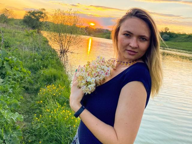 SallyVerda - Live sex cam - 20700982