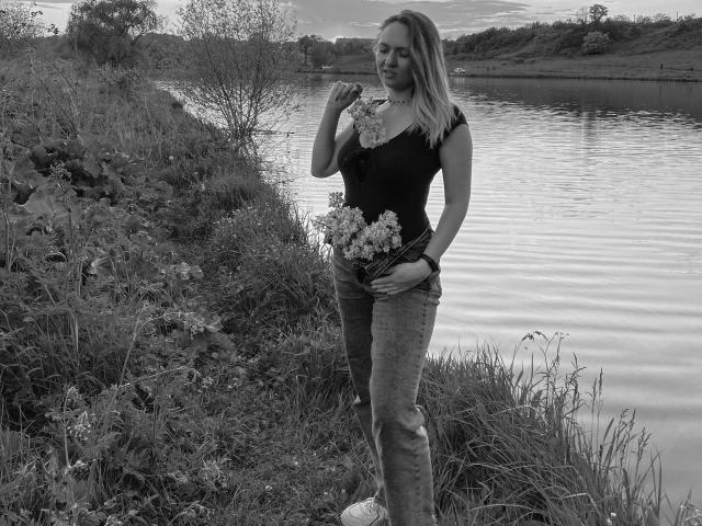 SallyVerda - Live porn &amp; sex cam - 20701222