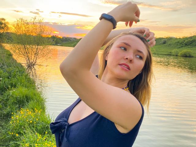 SallyVerda - Live sex cam - 20701274