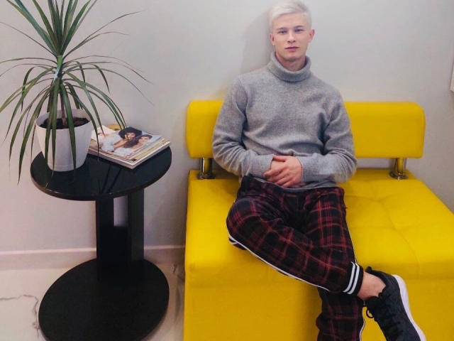 SpaceSx - Live porn &amp; sex cam - 20703250