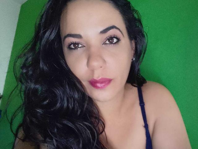 YolittS - Live porn &amp; sex cam - 20706402