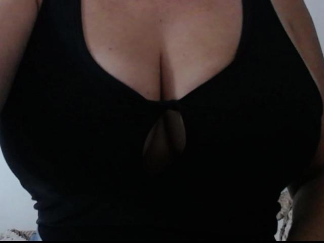 VictoriaKim - Live sex cam - 20710358