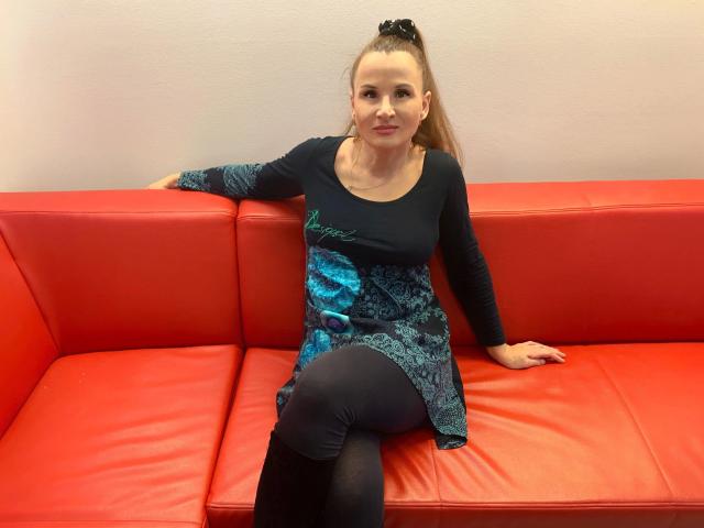 AddaBlake-hot - Sexe cam en vivo - 20713170