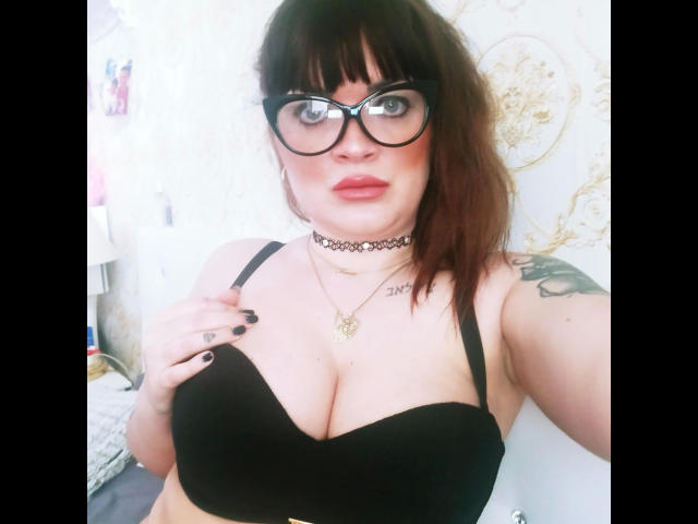 heisskati-hot - Live sex cam - 20713354