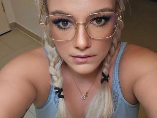 Kiwi-ink-hot - Live sex cam - 20720338