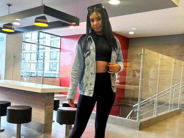 NatashaLewis - Live porn &amp; sex cam - 20725734