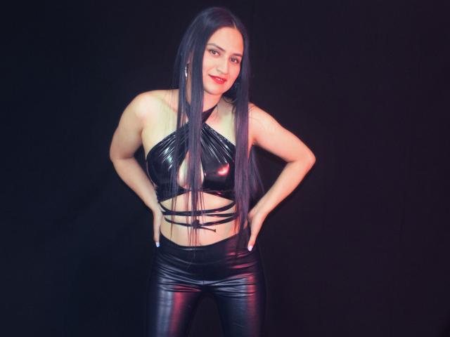 SarahMaxwell - Live sex cam - 20727442