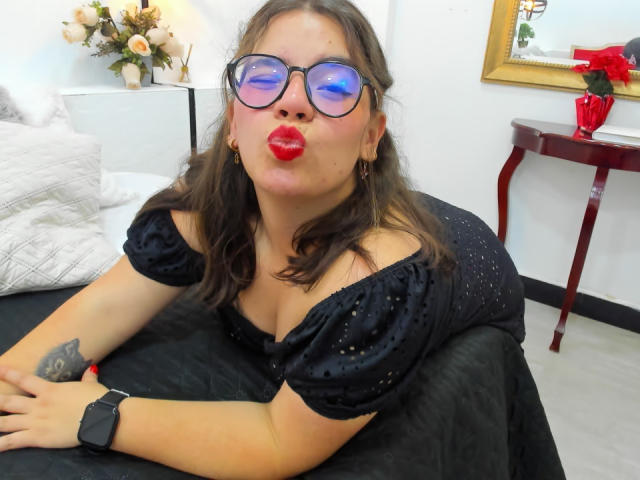 MeliiEvans - Live sex cam - 20731082