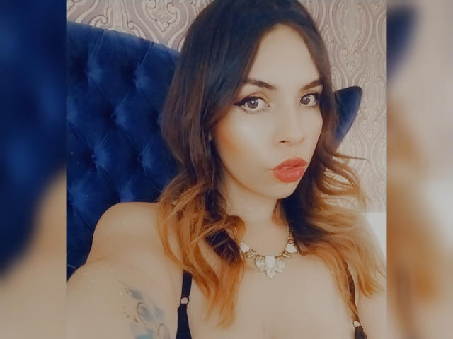 VioletaStone - Live Sex Cam - 20738382