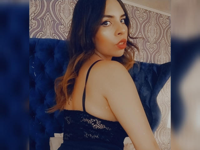 VioletaStone - Live porn &amp; sex cam - 20738402