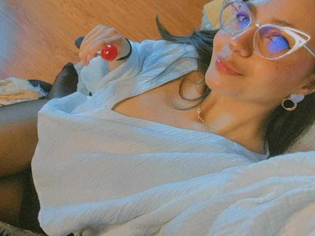 AlisonFiisher - Live porn &amp; sex cam - 20754774