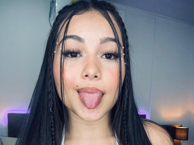 EvelinLombardi - Live porno og sexkamera - 20764986