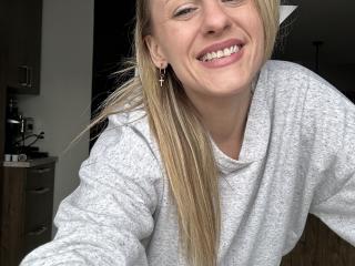 HottieAshleeyy - Sexe cam en vivo - 20768350