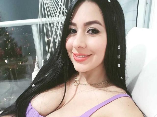 LarissaLorens - Live sex cam - 20770810