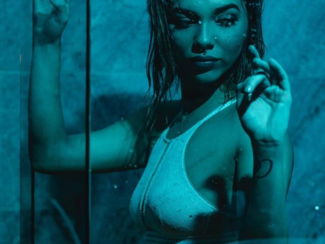 ZoeLarris - Sexe cam en vivo - 20771410