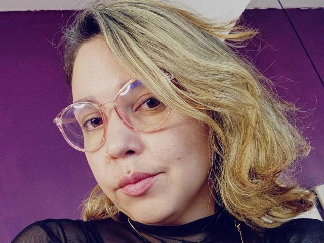 KimBradley - Live porn &amp; sex cam - 20780774