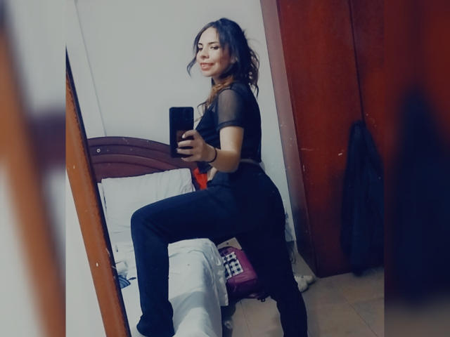 VioletaStone - Live porn &amp; sex cam - 20781754