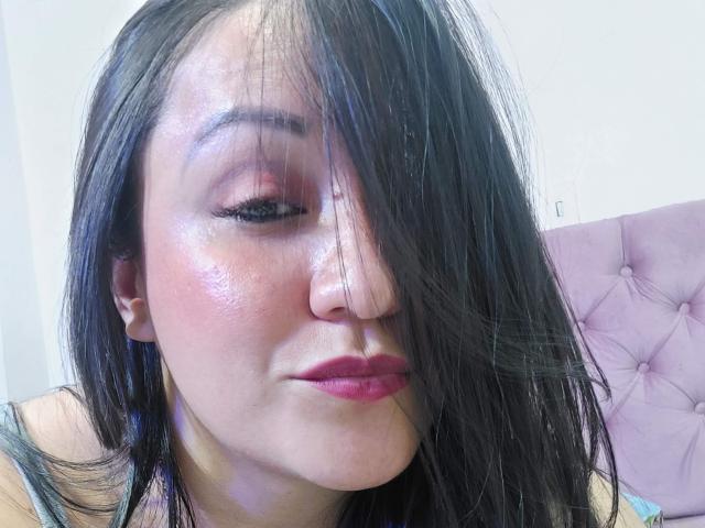 LucianaDiazz - Sexe cam en vivo - 20782146