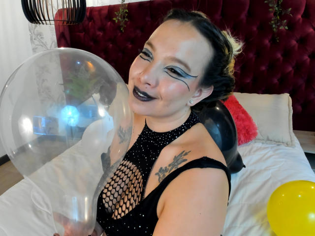 MeganHolt - Live porn &amp; sex cam - 20782410