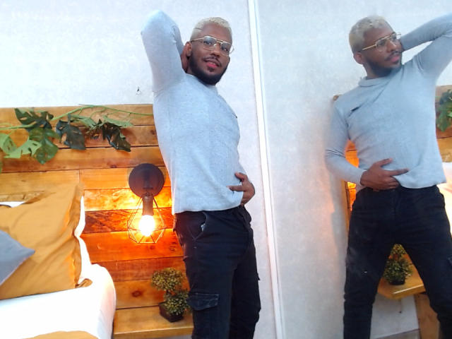 LiamCarters - Live Sex Cam - 20786818