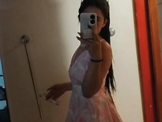 AllisonVeega - Live Sex Cam - 20787914