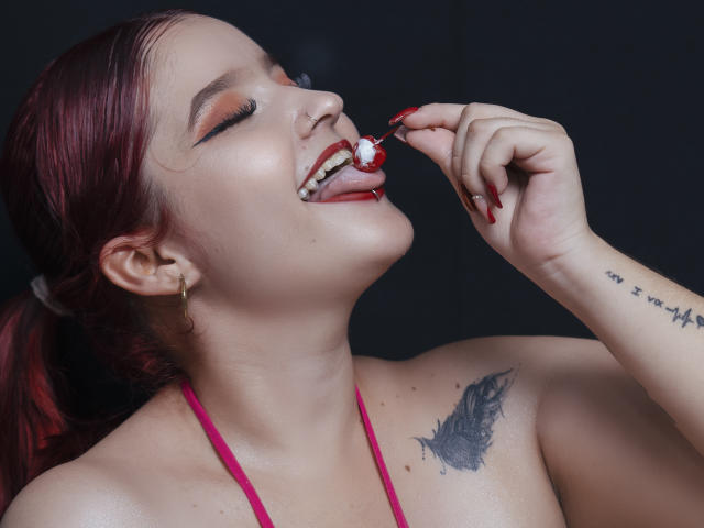 HugeTitsToFuck - Live Sex Cam - 20788918