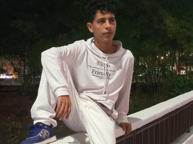 AndresDean - Sexe cam en vivo - 20790562