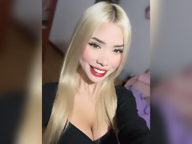 ChristieGarci - Live porn &amp; sex cam - 20791974