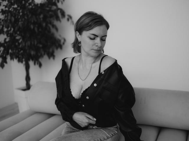RenataBaster - Sexe cam en vivo - 20792402