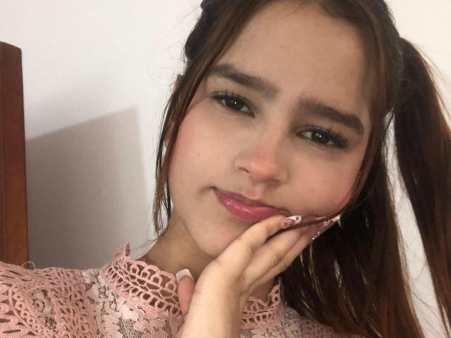 MelodyMansson - Live sex cam - 20794634