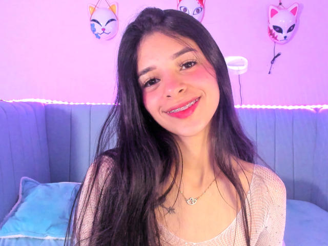 LisaBrunett - Live porn &amp; sex cam - 20800070