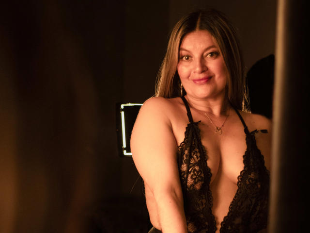 AlannaMackenzie - Live sex cam - 20806786