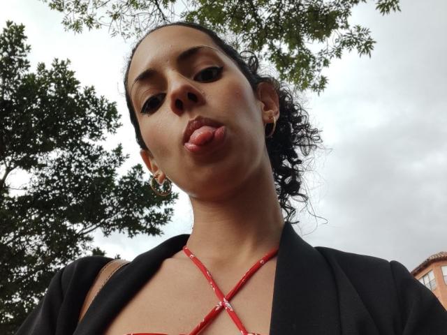 MoniqueCurlz - Sexe cam en vivo - 20811754
