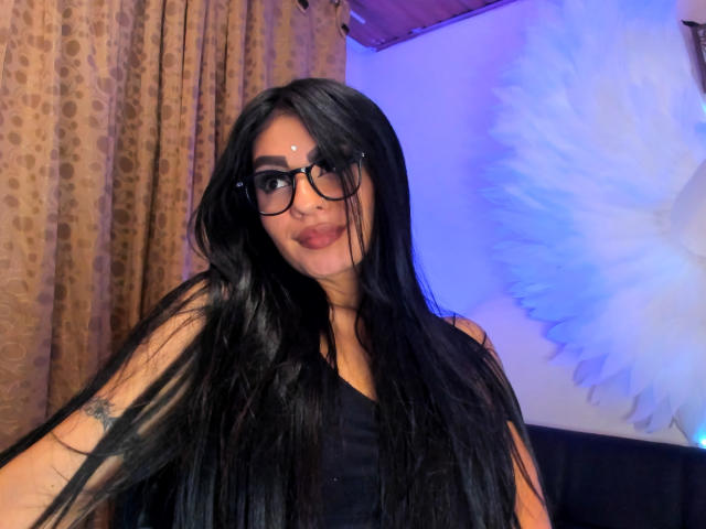 LunaCollinss - Live porn &amp; sex cam - 20818158