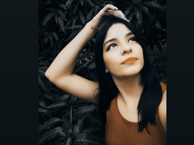 TalianaSquirt - Live porn &amp; sex cam - 20819166