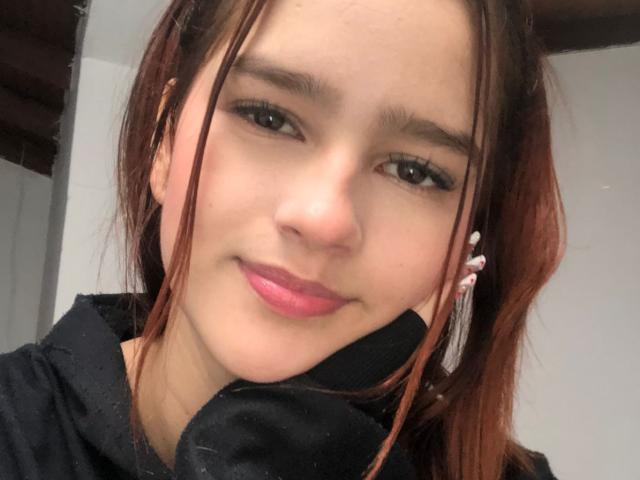 MelodyMansson - Live sexe cam - 20821110