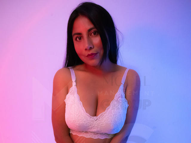 OliviiaMorrys - Live porn &amp; sex cam - 20833806