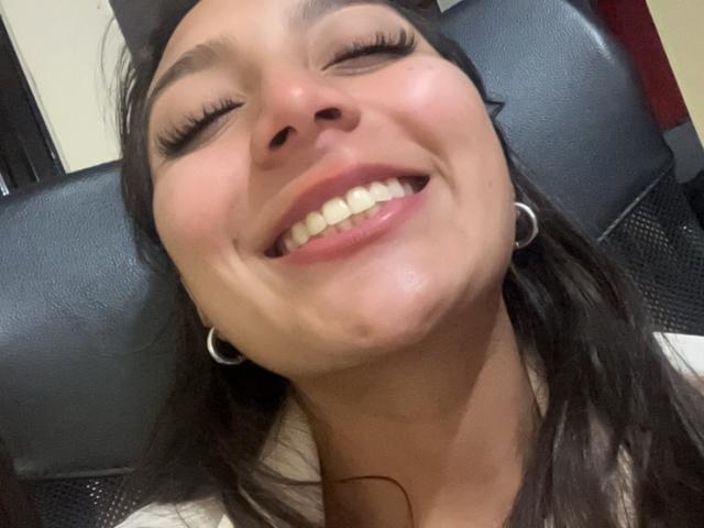 DianaFernandezz - Élő pornó és szexkamera - 20839558