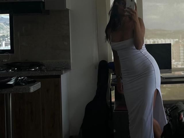 DianaFernandezz - Live porn &amp; sex cam - 20839662