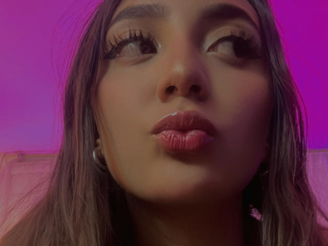 DianaFernandezz - Live porn &amp; sex cam - 20839698