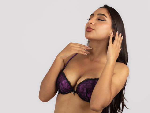 DianaFernandezz - Live porn &amp; sex cam - 20839706