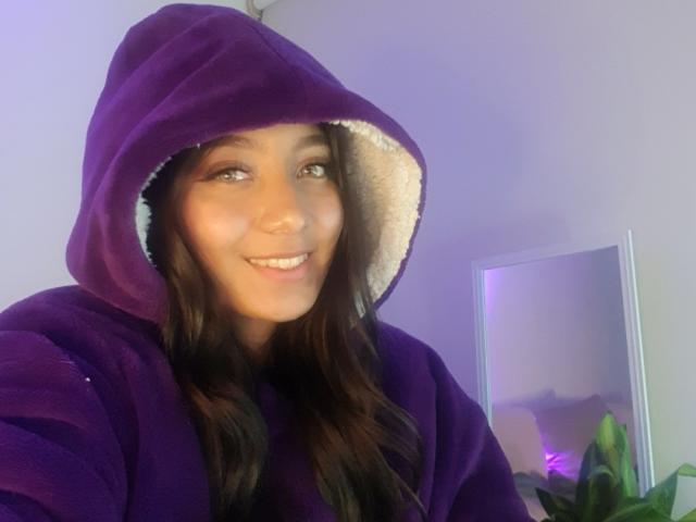 DianaFernandezz - сексуальная веб-камера в реальном времени - 20840718