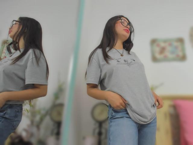 Genesiss - Live sex cam - 20842990