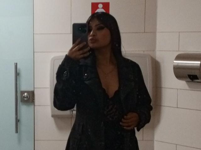 EmmaaRodriguez - Sexe cam en vivo - 20844134