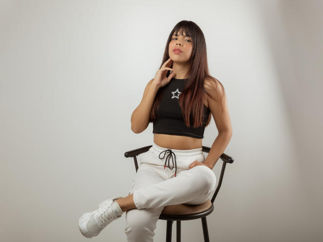 ElaineJones - Live sex cam - 20854086