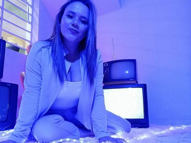 NatalieRey - Live sex cam - 20856170