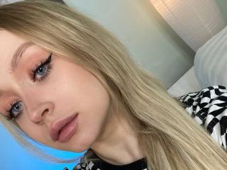 LorenaDiamond - Live porn & sex cam - 20856922